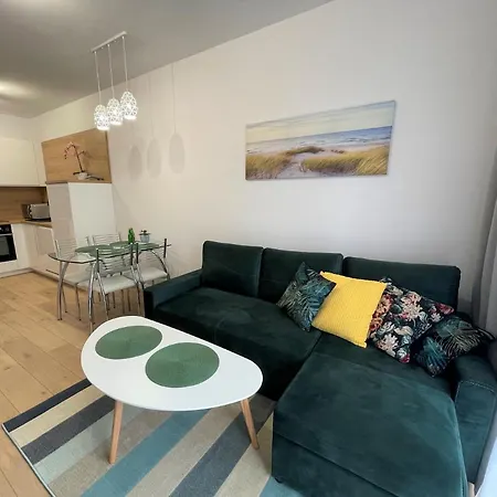 Al-dom Ogrodowa Bocianie Gniazdo Z Garazem Apartament Kołobrzeg