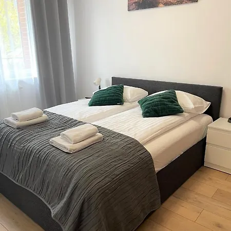 Apartament Al-dom Ogrodowa Bocianie Gniazdo Z Garazem *