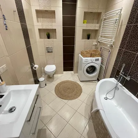Al-dom Ogrodowa Bocianie Gniazdo Z Garazem Apartament Kołobrzeg